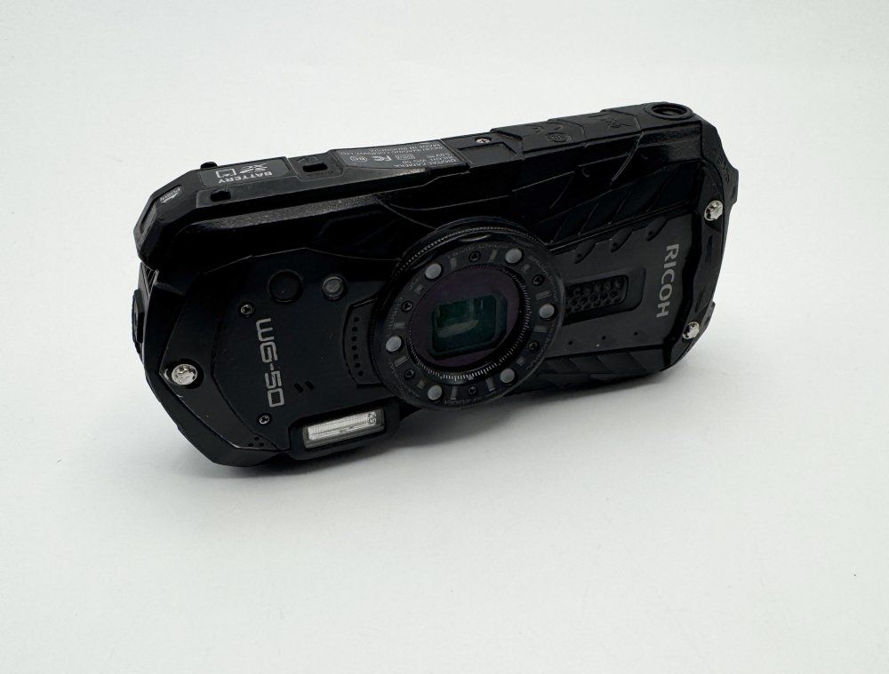 【新品未使用】RICOH WG-50 ブラック 本体 リコー コンパクトデジタルカメラ RICOH WG-50 ブラック 水深14m
