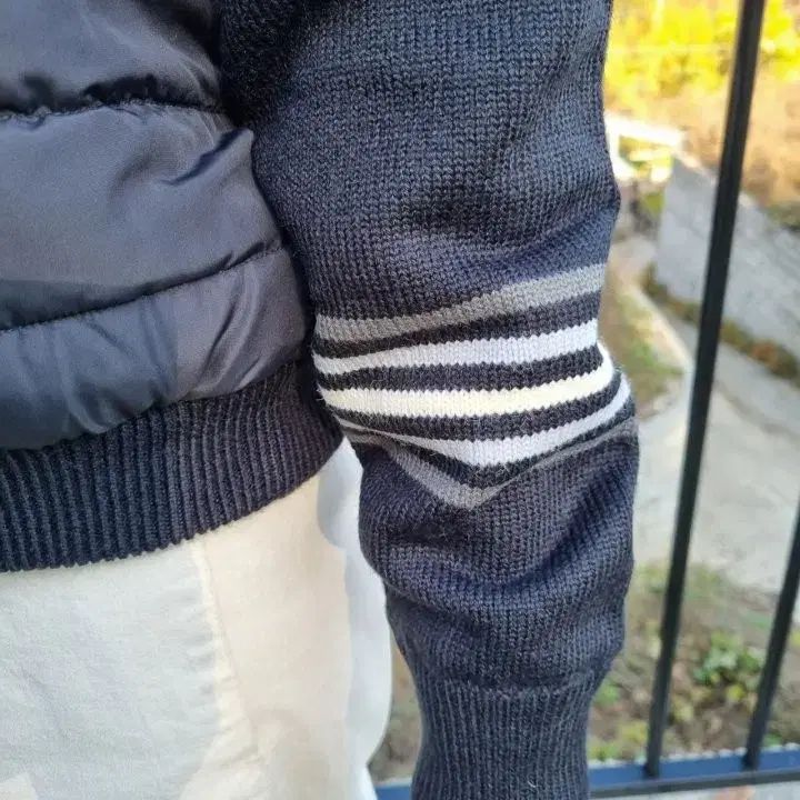 ニット ダウン