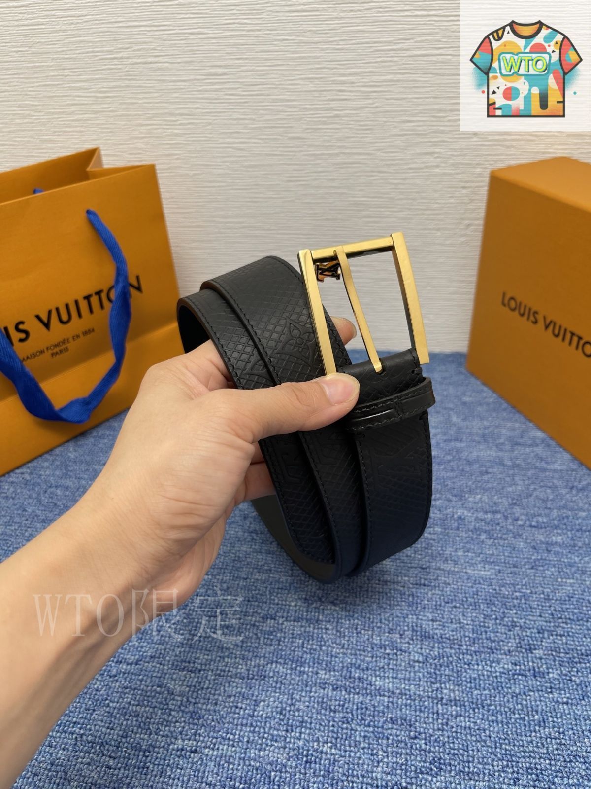 Louis Vuitton エンボスバックル ベルト 今日特価】LOUIS VUITTON ネオクラシック エンボスレザーベルト