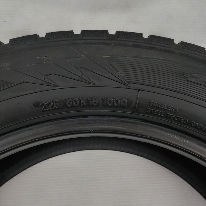 スタッドレスタイヤ