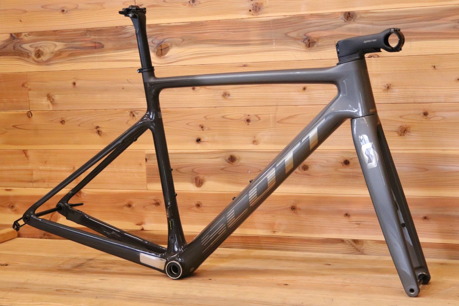 スコット SCOTT アディクト ADDICT 20 DISC Sサイズ カーボン ディスク ロードバイク フレームセット 広島店