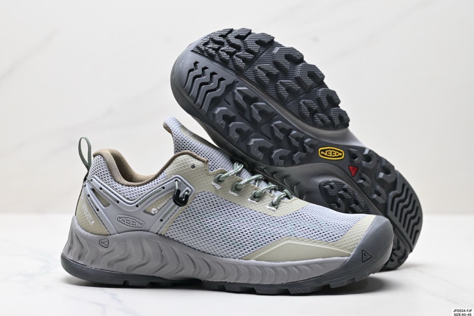 KEEN コーン NXIS EVO WP アウトドア スポーツ用 ロートップ 防水通気性 トレッキング シューズ