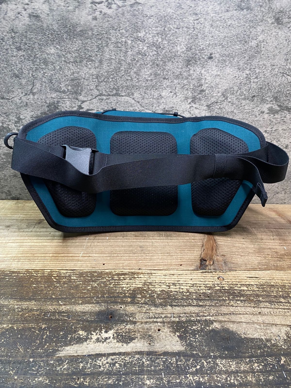ラファ Rapha TRAIL HIP PACK ウエストポーチ ターコイズ ラファ Rapha TRAIL HIP PACK ウエストポーチ ターコイズ - メルカリ