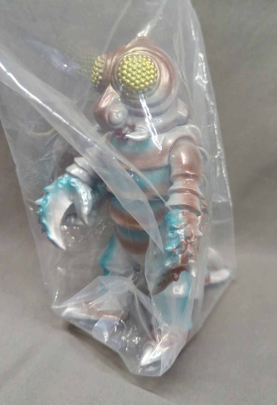 メガヌロン（トイグラフ）ソフビフィギュア メガヌロン（トイグラフ）ソフビフィギュア FIGURE 【公式通販】