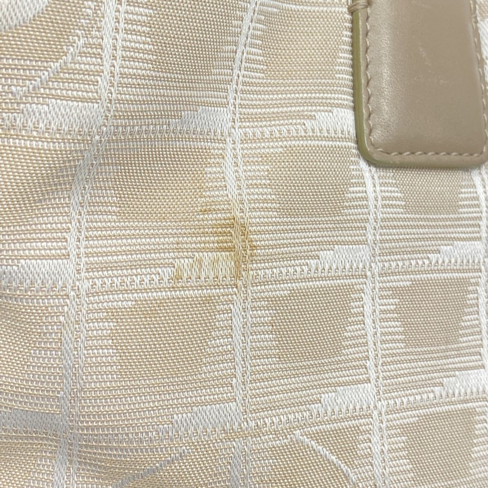 ニュートラベル ナイロン