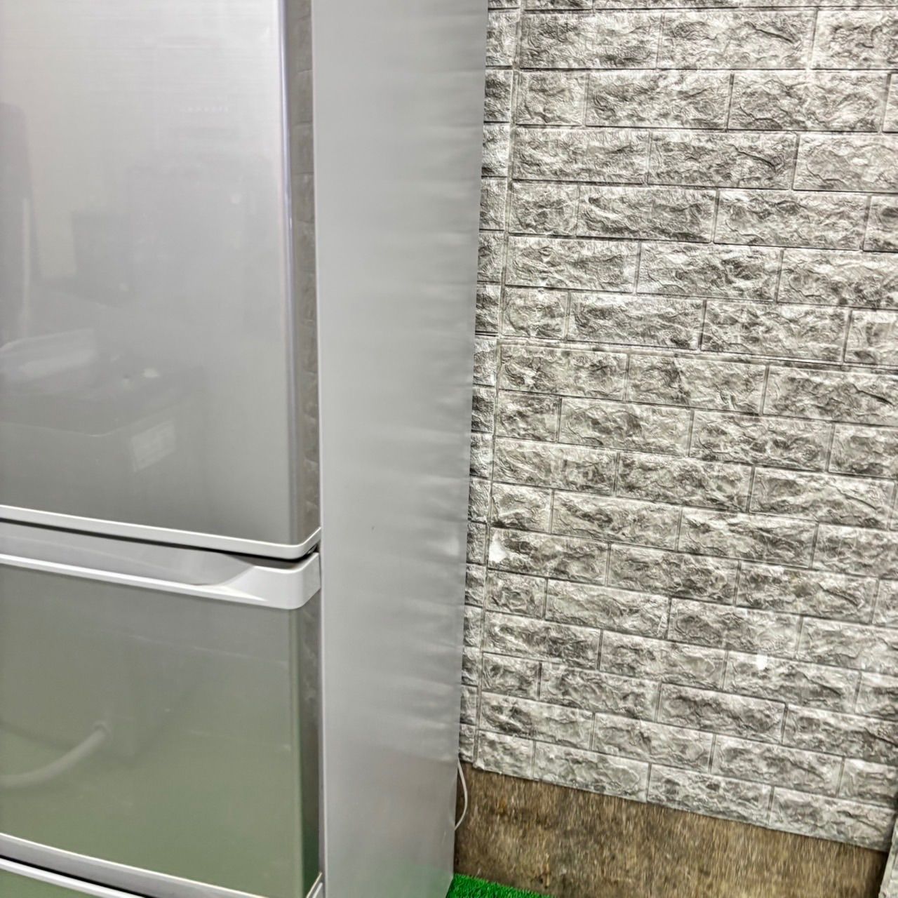 591 東芝　大型冷蔵庫　自動製氷付　家庭用　330L 配送設置無料　保証込み 591 東芝 大型冷蔵庫 自動製氷付 家庭用 330L 配送設置無料 保証込み