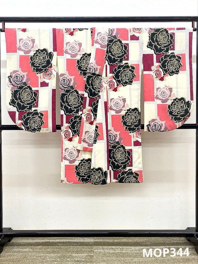 2尺袖 ブランド ポリエステル着物 セシルマクビー 金彩 牡丹 紋意匠 袴用