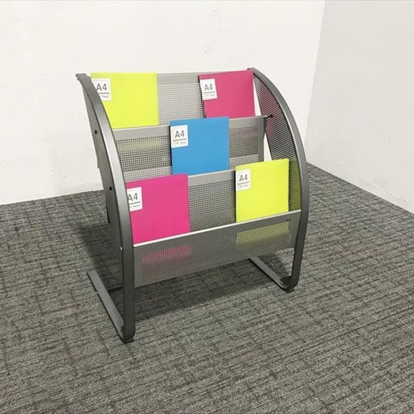 プラス グレーメタリック