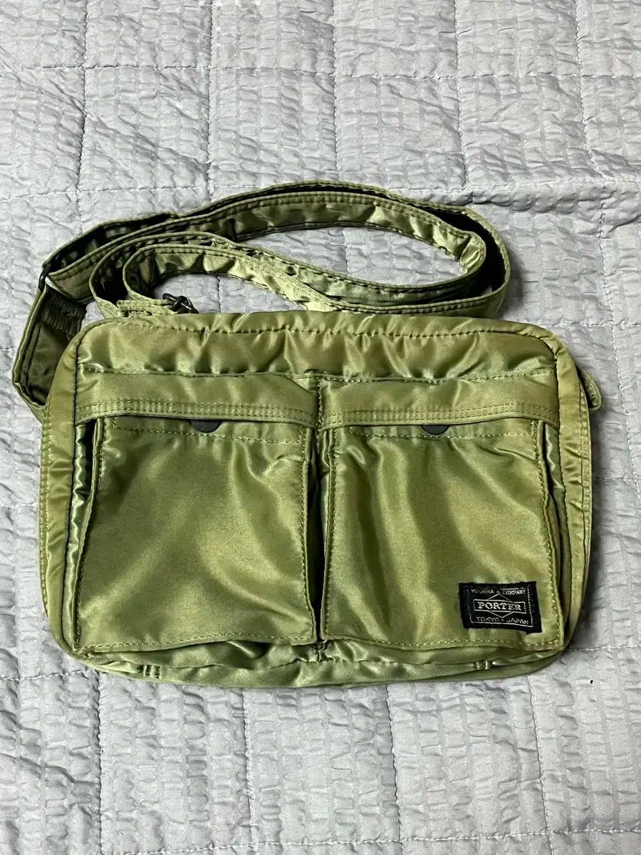 PORTER ポーター タンカー 2層式 ショルダーバッグ 緑色 セージグリーン 美品✨】ポーター タンカー ショルダーバッグ斜めがけ 2層