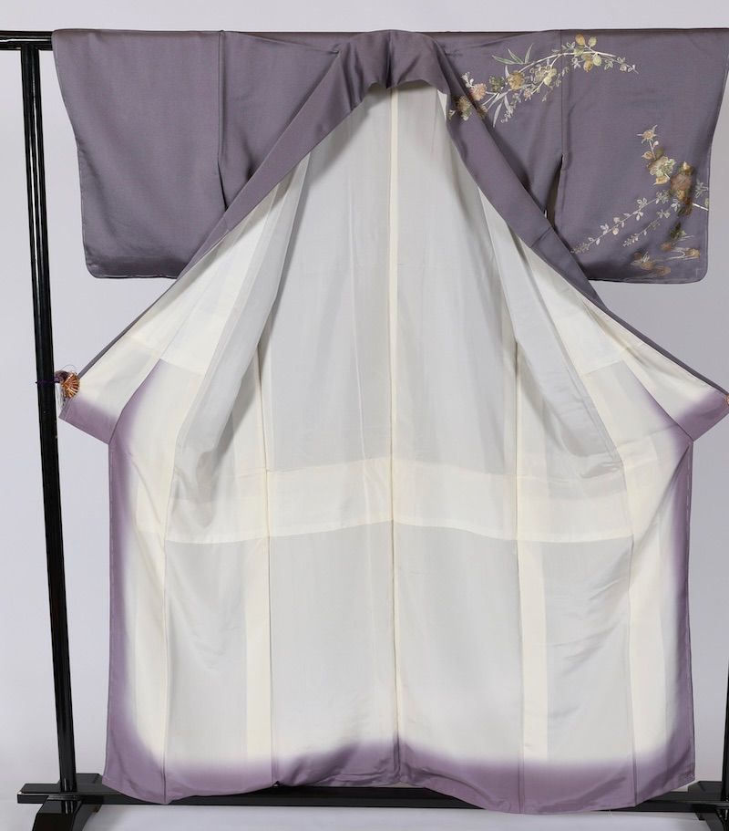 訪問着　薄紫　ゴールド　グリーン　ブルー　花　螺鈿　T526 訪問着 薄紫 ゴールド グリーン ブルー 花 螺鈿 T526 - メルカリ