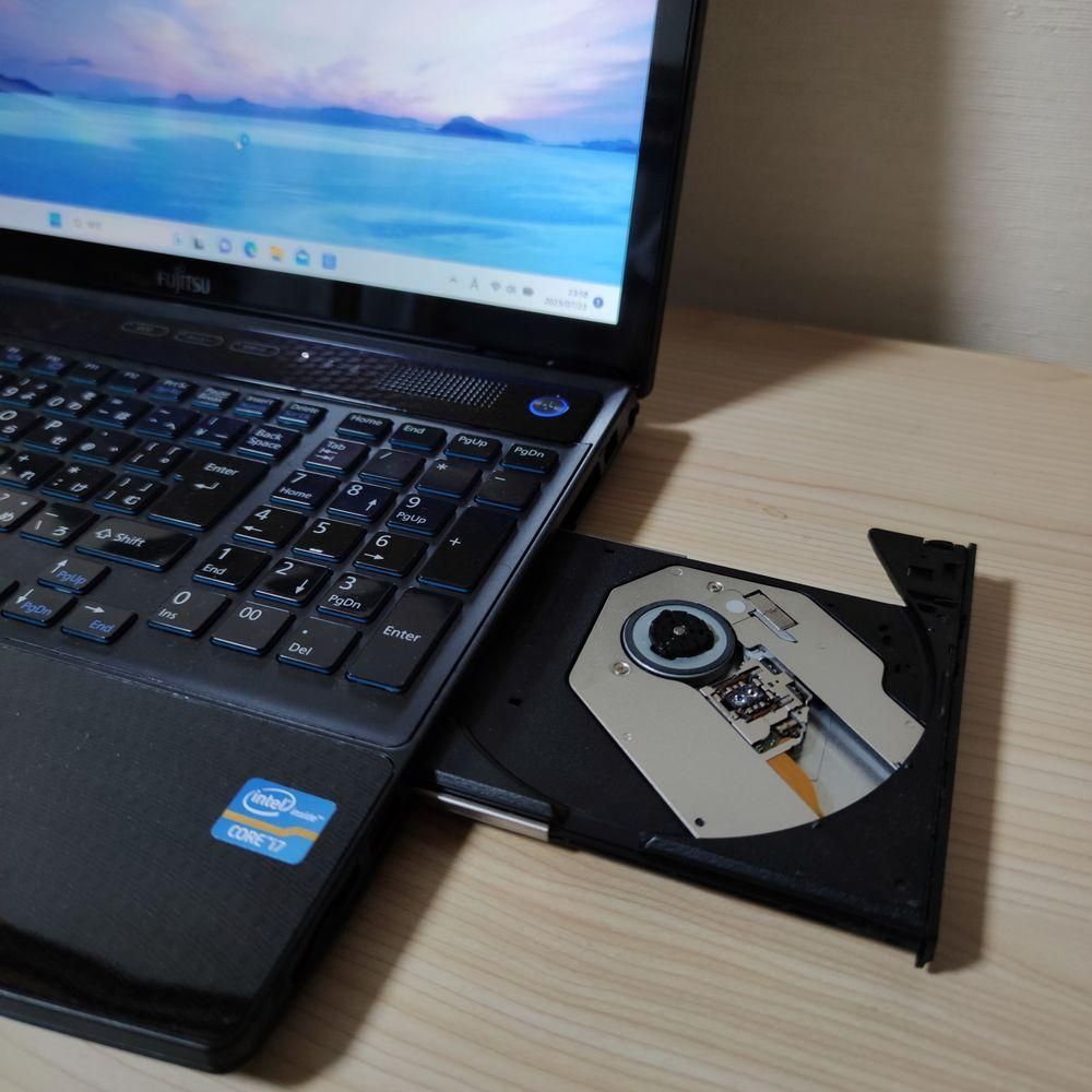 ノートパソコン core i7 windows11 オフィス付き AH77/KR-