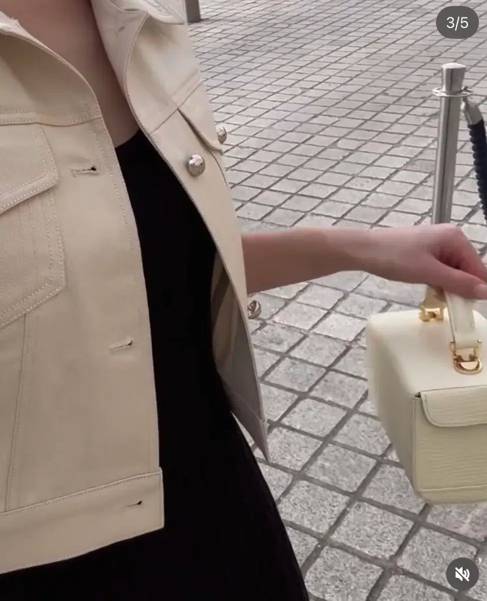 クロップドジャケット