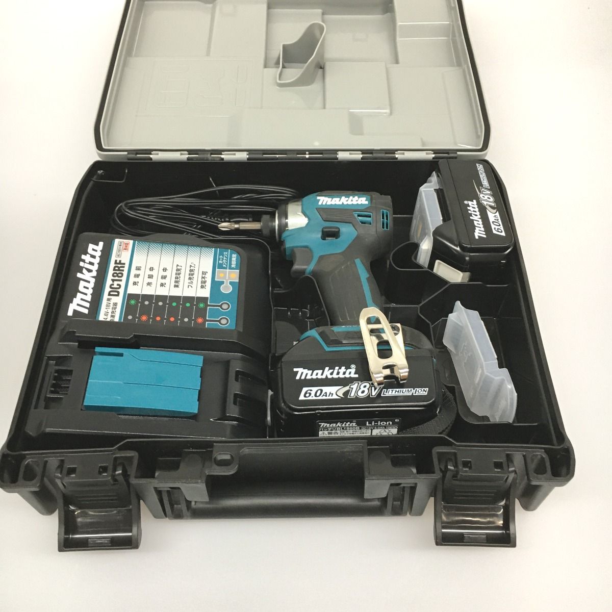 △△MAKITA マキタ 充電式 インパクトドライバ 18v(充電器 ・充電池2個  
