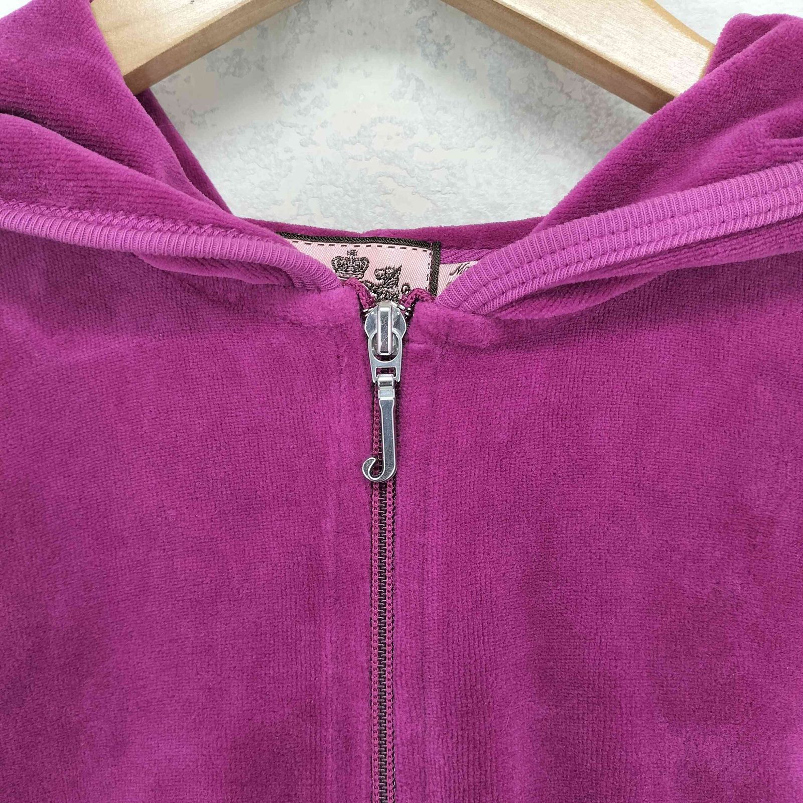 ジューシークチュール JUICY COUTURE バックプリント クロップド 
