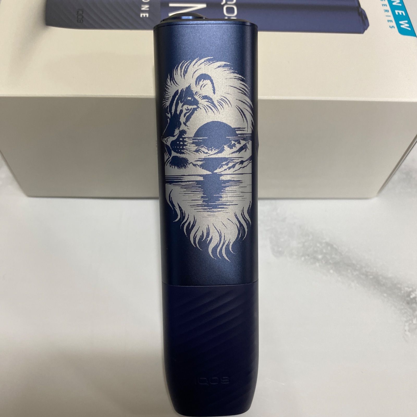 ライオン サバンナ 夕日 デザイン レーザー加工 iQOS ILUMA i ライオン サバンナ 夕日 デザイン レーザー加工 iQOS ILUMA i