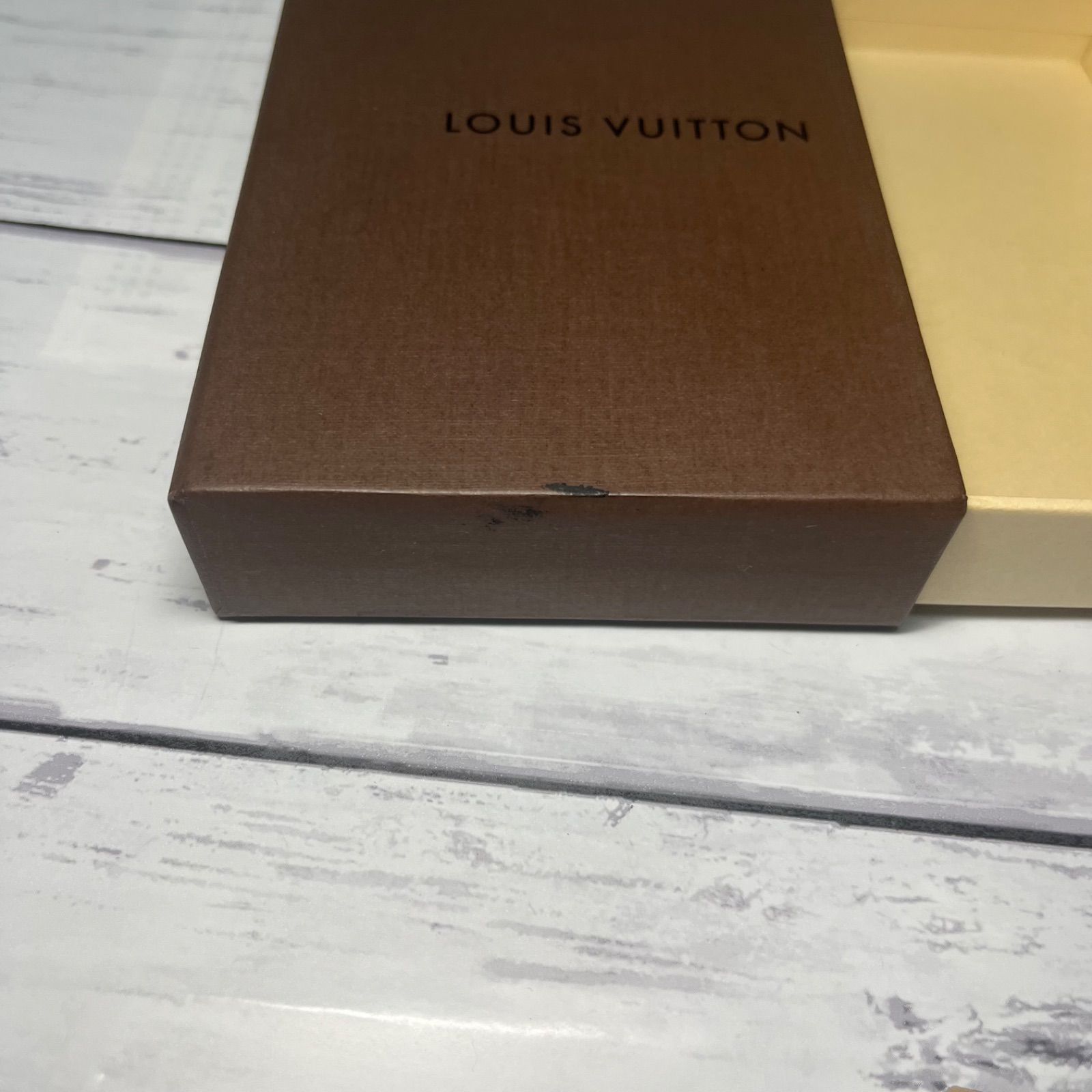 定期カード入れ