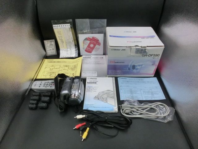 JVC Victorビクター エブリオ GZ-E690-T 64GB内蔵メモリー Amazon | JVCケンウッド JVC EVERIO ハイビジョンメモリー