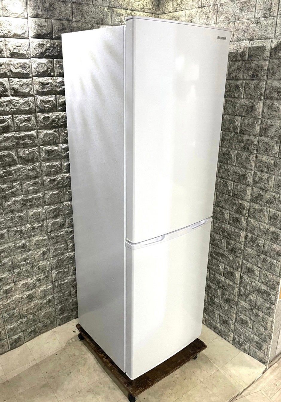 大阪限定配送☆3ヶ月保証付き☆2019☆アイリスオーヤマ☆AF162-W