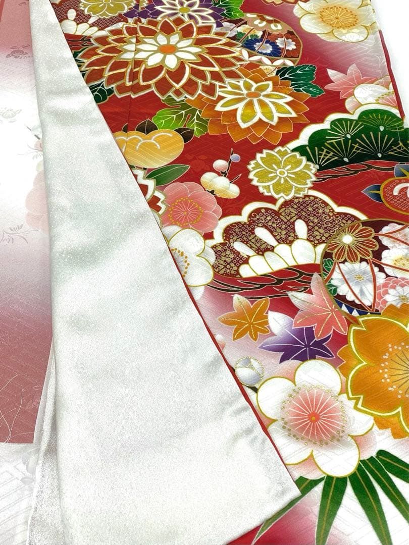 振袖 仮絵羽 金駒 金彩 紋意匠 正絹 未仕立て品 八掛付き 振袖 仮絵羽 刺繍 金彩 紋意匠 正絹 未仕立て品 八掛付き