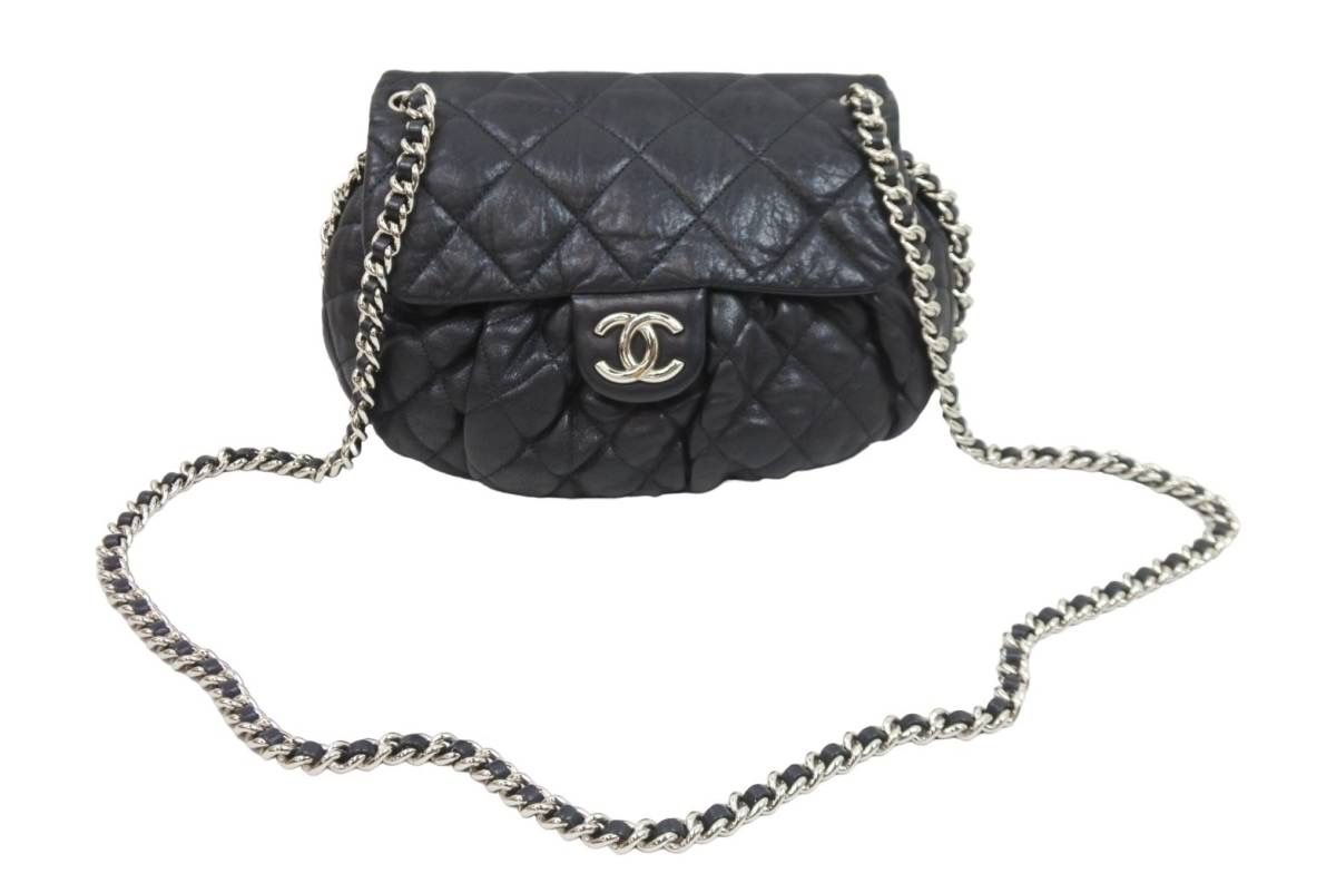 美品 CHANEL マトラッセ ラウンド ショルダーバッグ ラムスキン ブラック CHANEL マトラッセ ラウンドショルダー 2021年頃 ショルダーバッグ