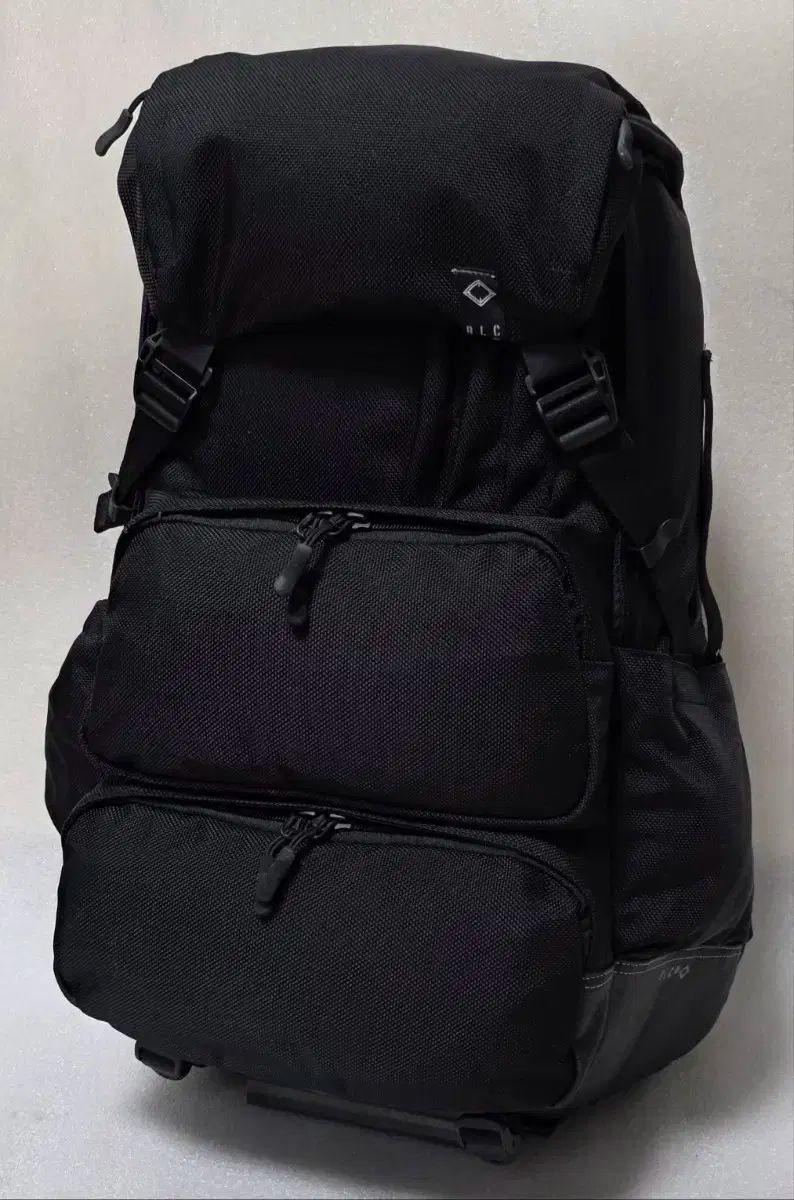 Brownbreath ブラウンブレス BLC N070 URBAN パソコンバックパック 旅行キャンプ用バックパック