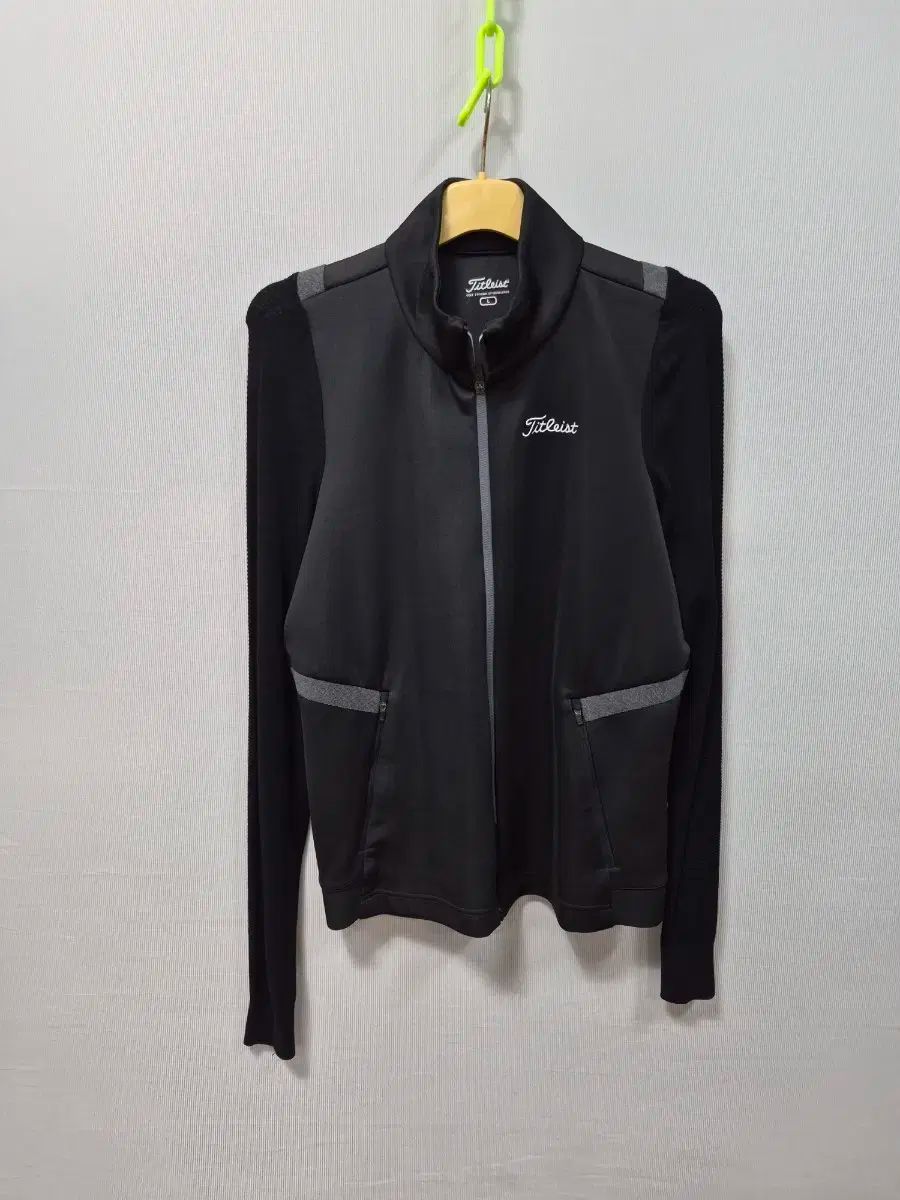 Titleist タイトリスト ブラック ゴルフ ニット ジャケット L100