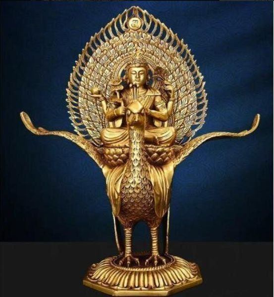 純銅製 孔雀明王 置物 高さ28cm