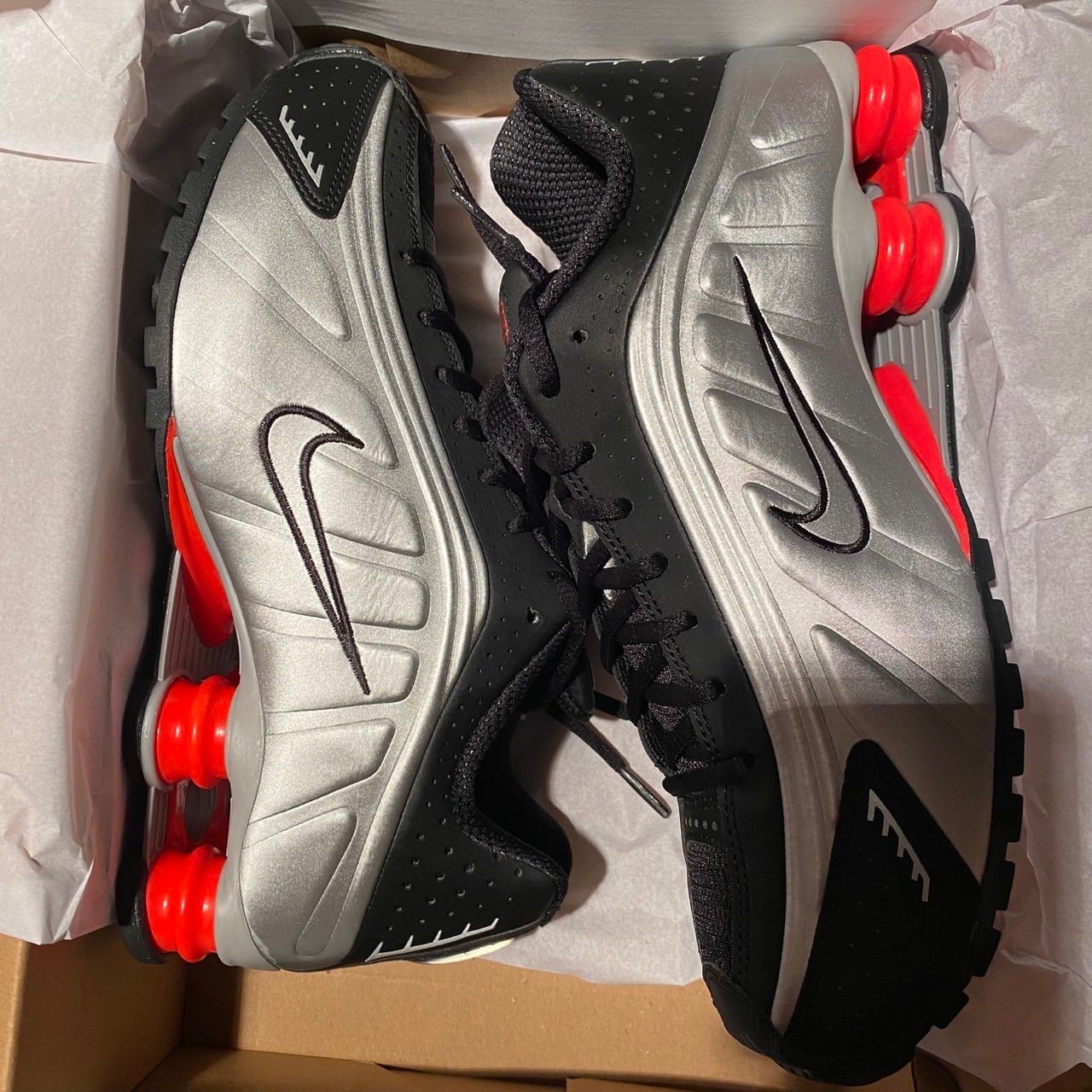 Nike Shox R4 