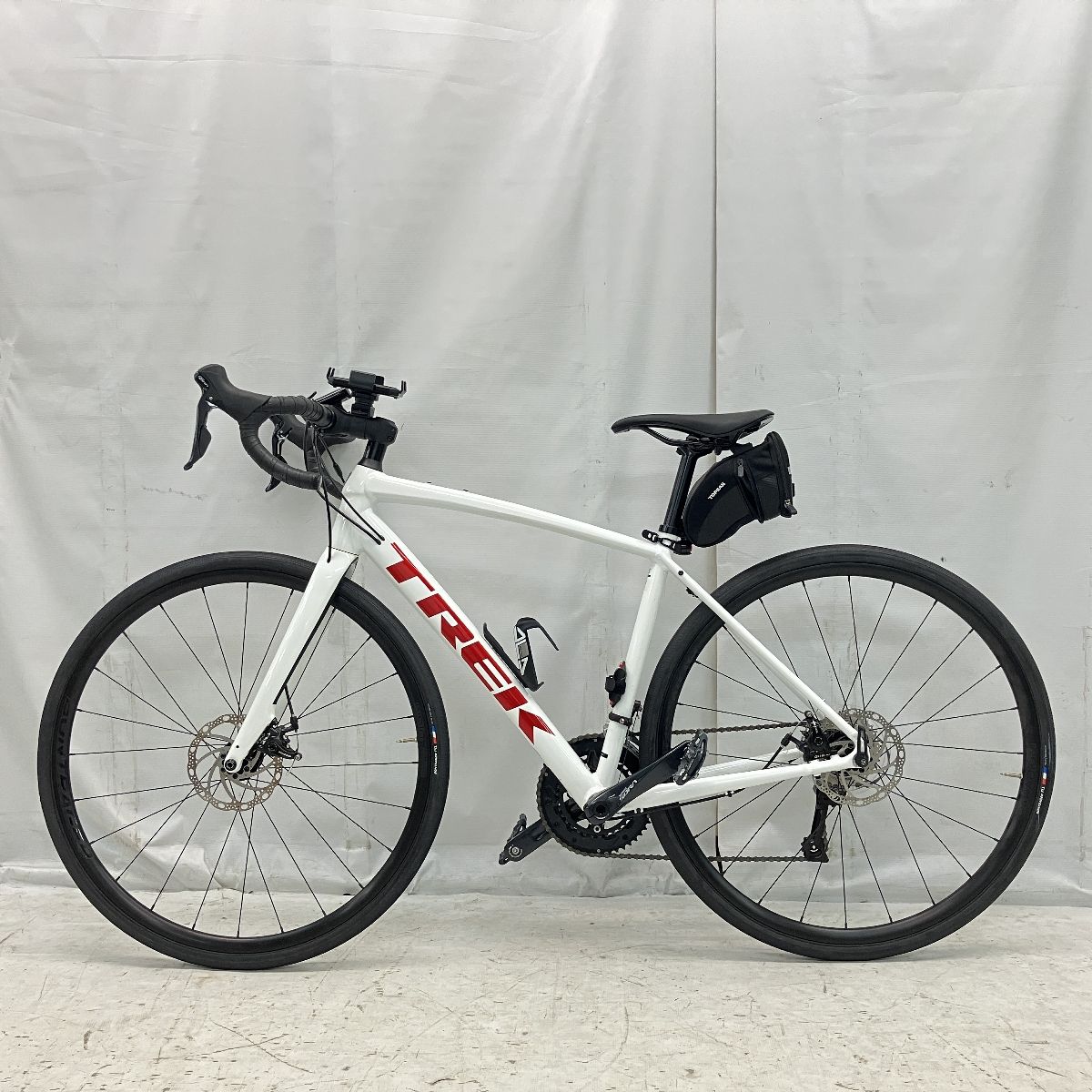 TREK DOMANE AL3 Disc 52サイズ ロードバイク ホワイト系 TREK DOMANE AL3 Disc 52サイズ ロードバイク ホワイト系