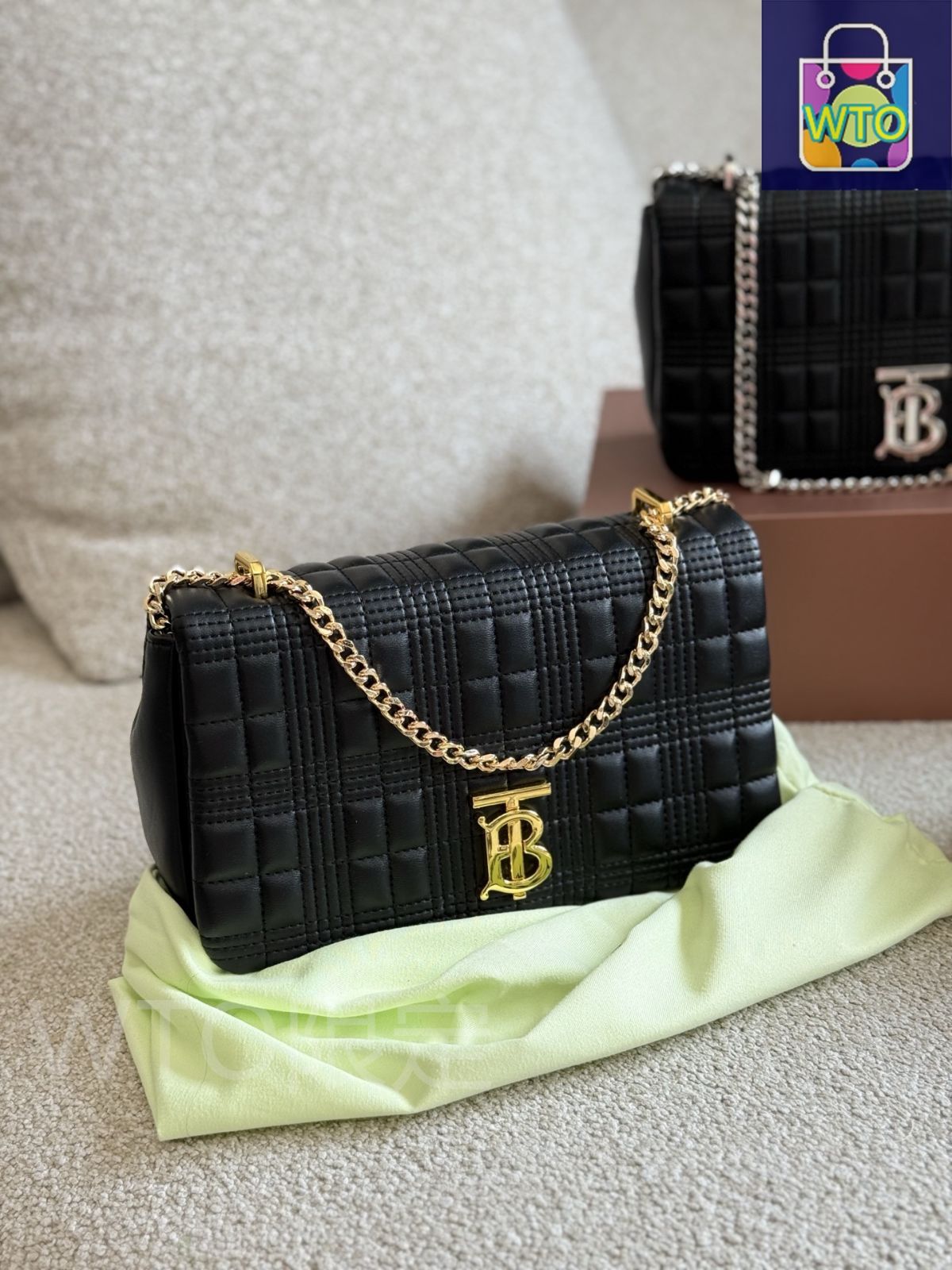 新品　未使用　タグ付き　Burberry バーバリー LOLA ローラ バッグ バーバリー」が“ローラバッグ”のポップアップを伊勢丹新宿店