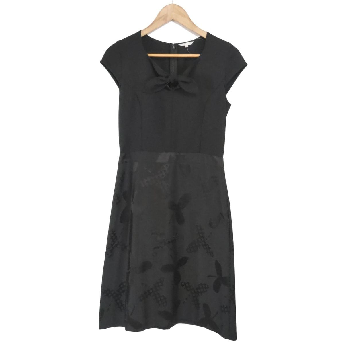 トゥービーシック ワンピース サイズ40 M - TO BE CHIC(トゥービー