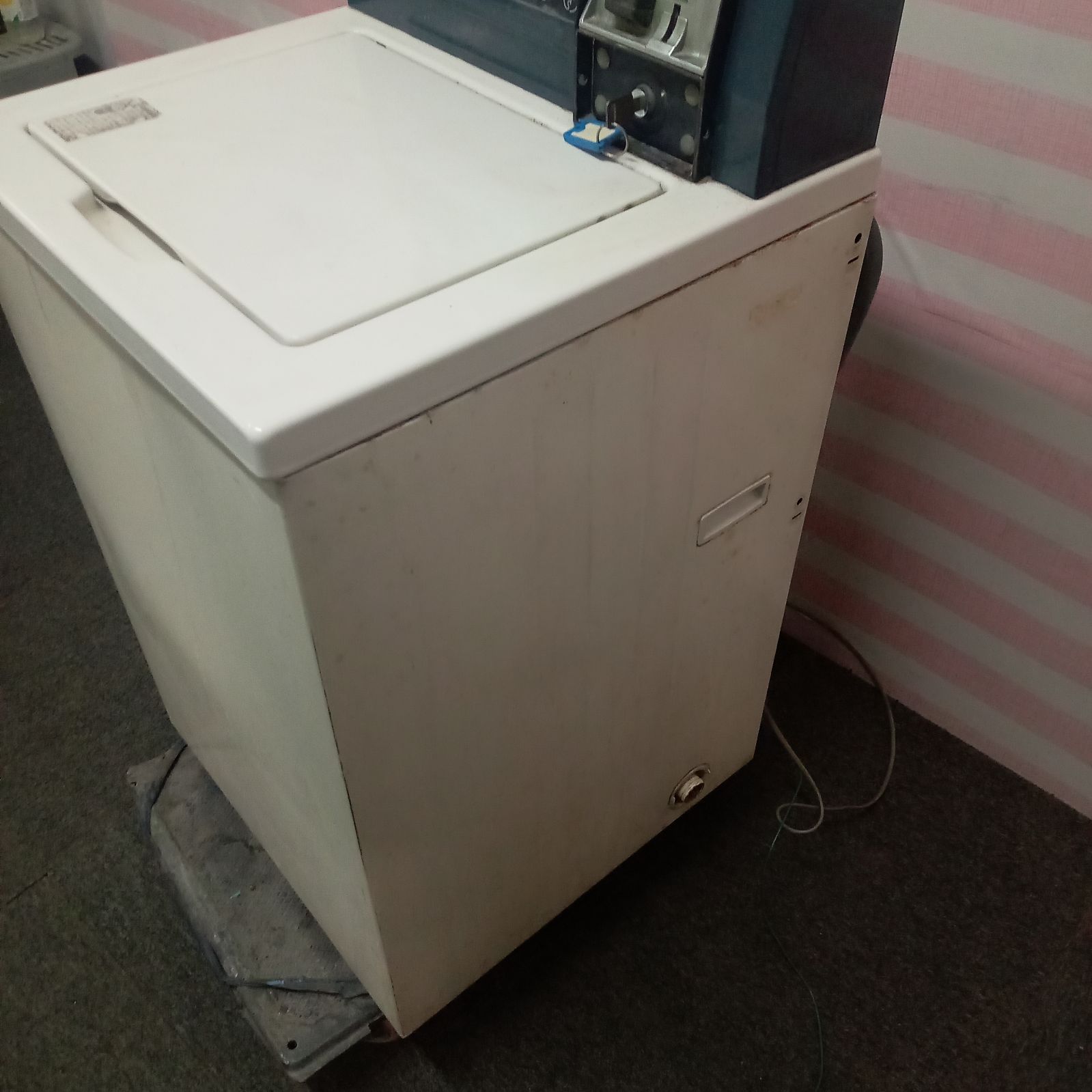 40 コインランドリー