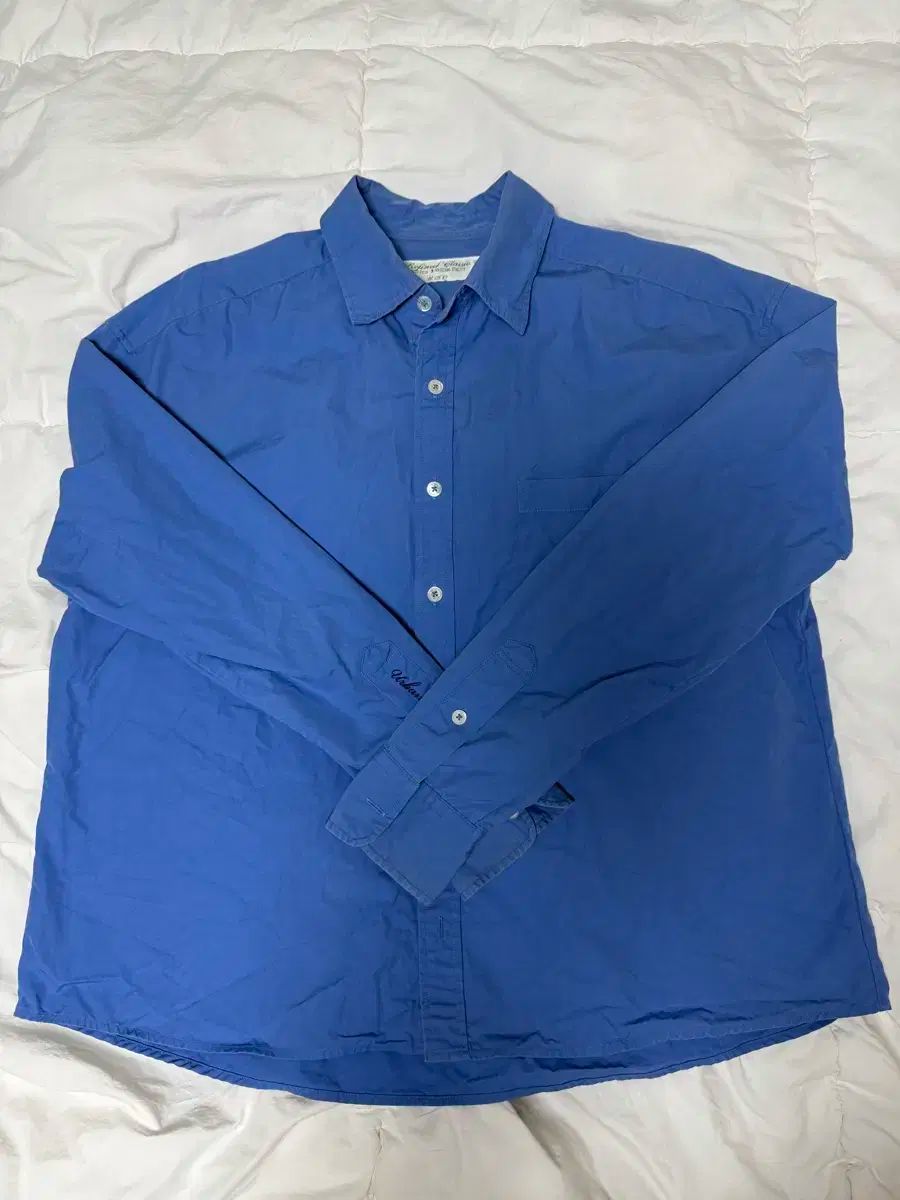 シャツ セルリアン