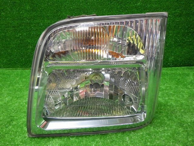 コーティング加工済 綺麗 TT TV TW サンバー 後期 左ヘッドライト ハロゲン VC02-001 レベ無 241223018