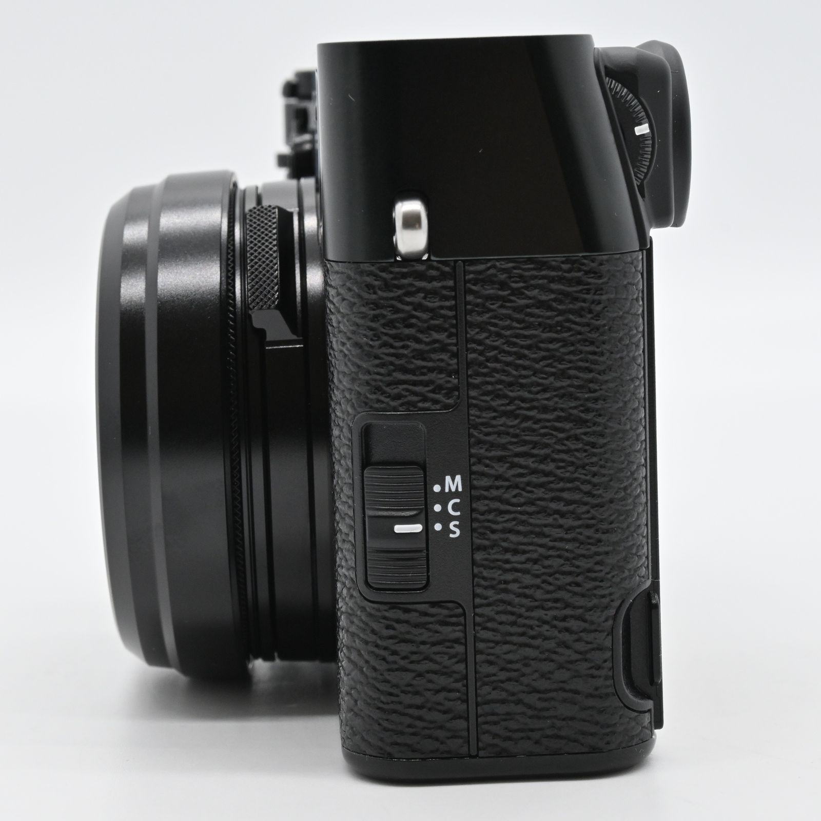 ☆ほぼ新品☆FUJIFILM X100Ⅵ ブラック ショット数 92回 多言語