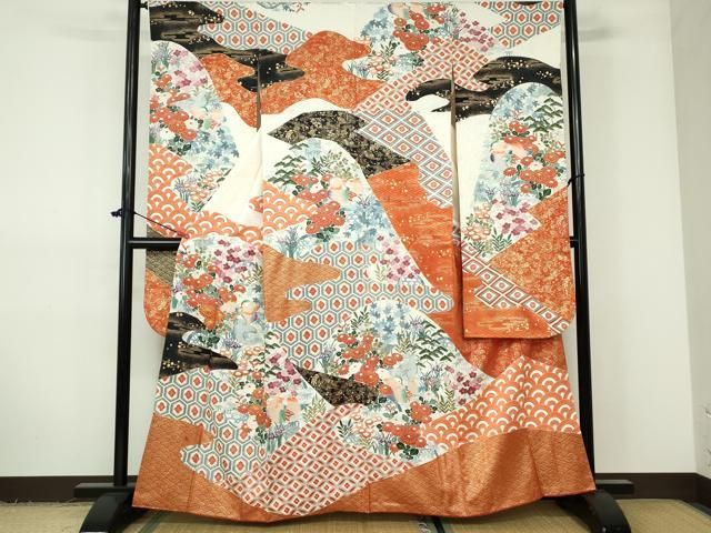 正絹友禅黒留袖　作家物　叩き染め　⑥( 訪問着、紬、黒留袖なども出品) 黒留袖レンタル｜加賀友禅 牡丹に菊｜T0148｜M｜宅配着物レンタル