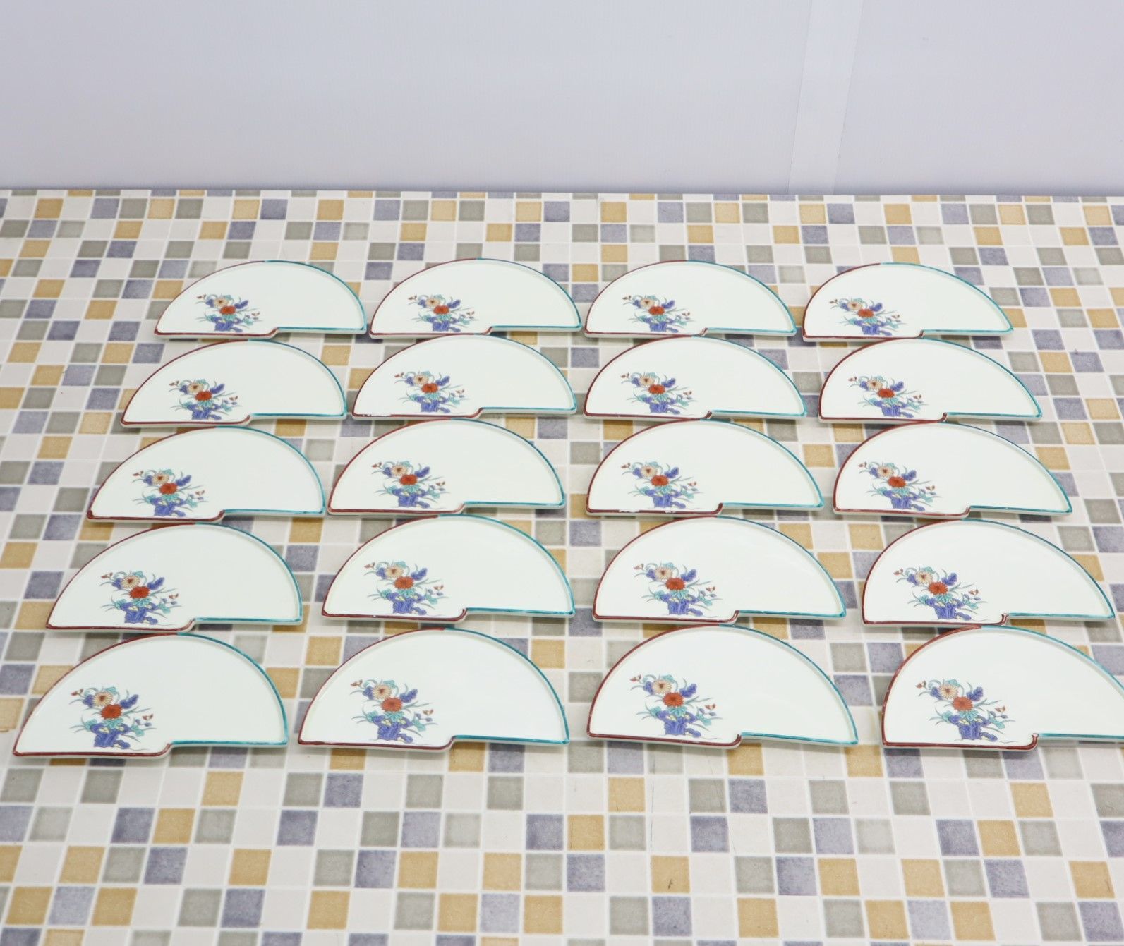 3缶1箱セット(アイクレオ800g×2/はいはい810g/ぴゅあ13g/10本) Amazon