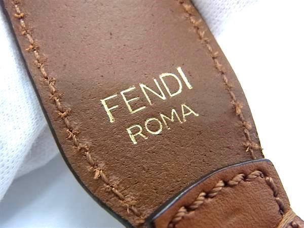 FENDI フェンディ