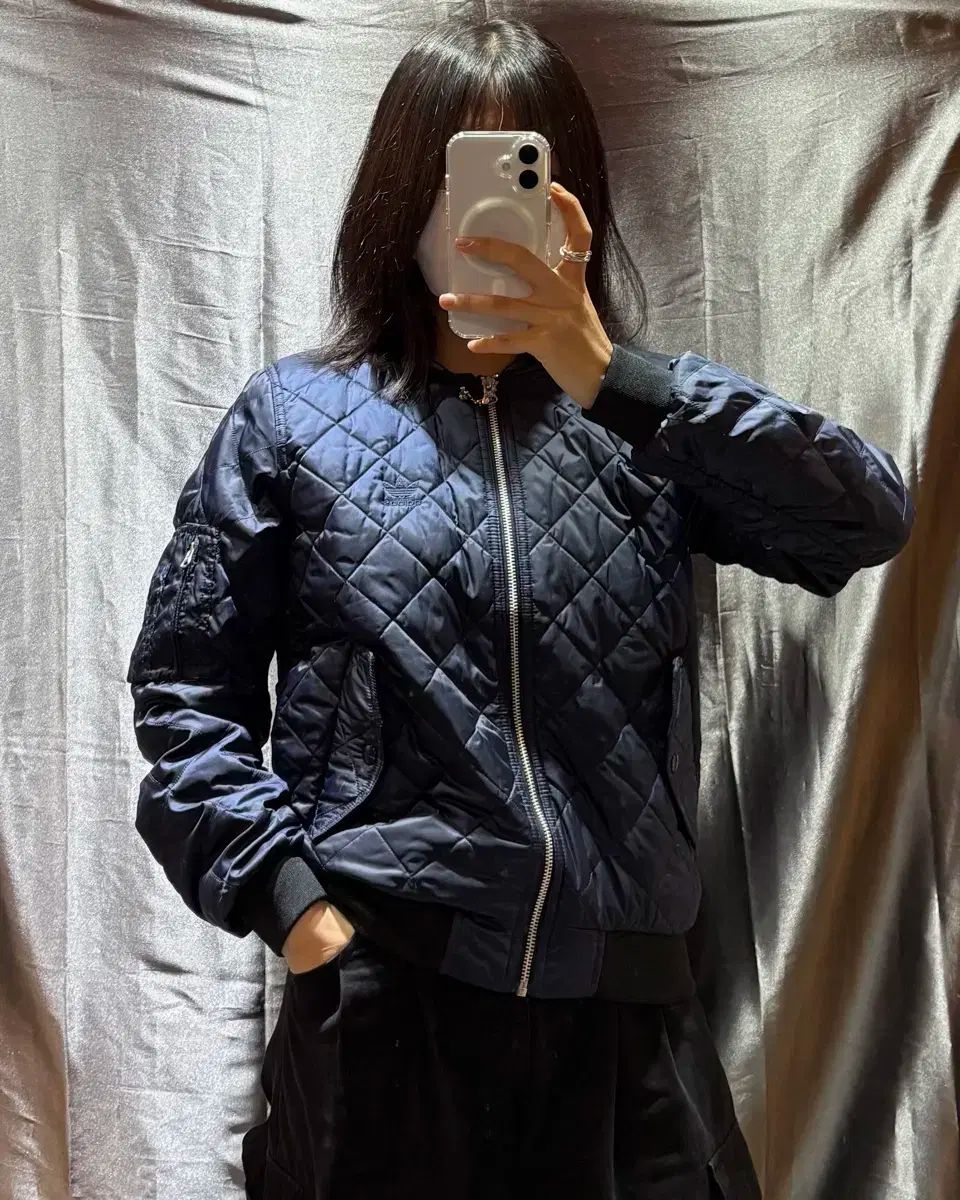 アディダス ファイヤーバード ダークブルー キルティング ブルゾン