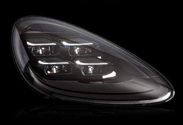 ポルシェ カイエン 2011～2014年式対応 LEDマトリクスヘッドライト左右セット Cayenne 前期型用 大灯ユニット 新型デザイン