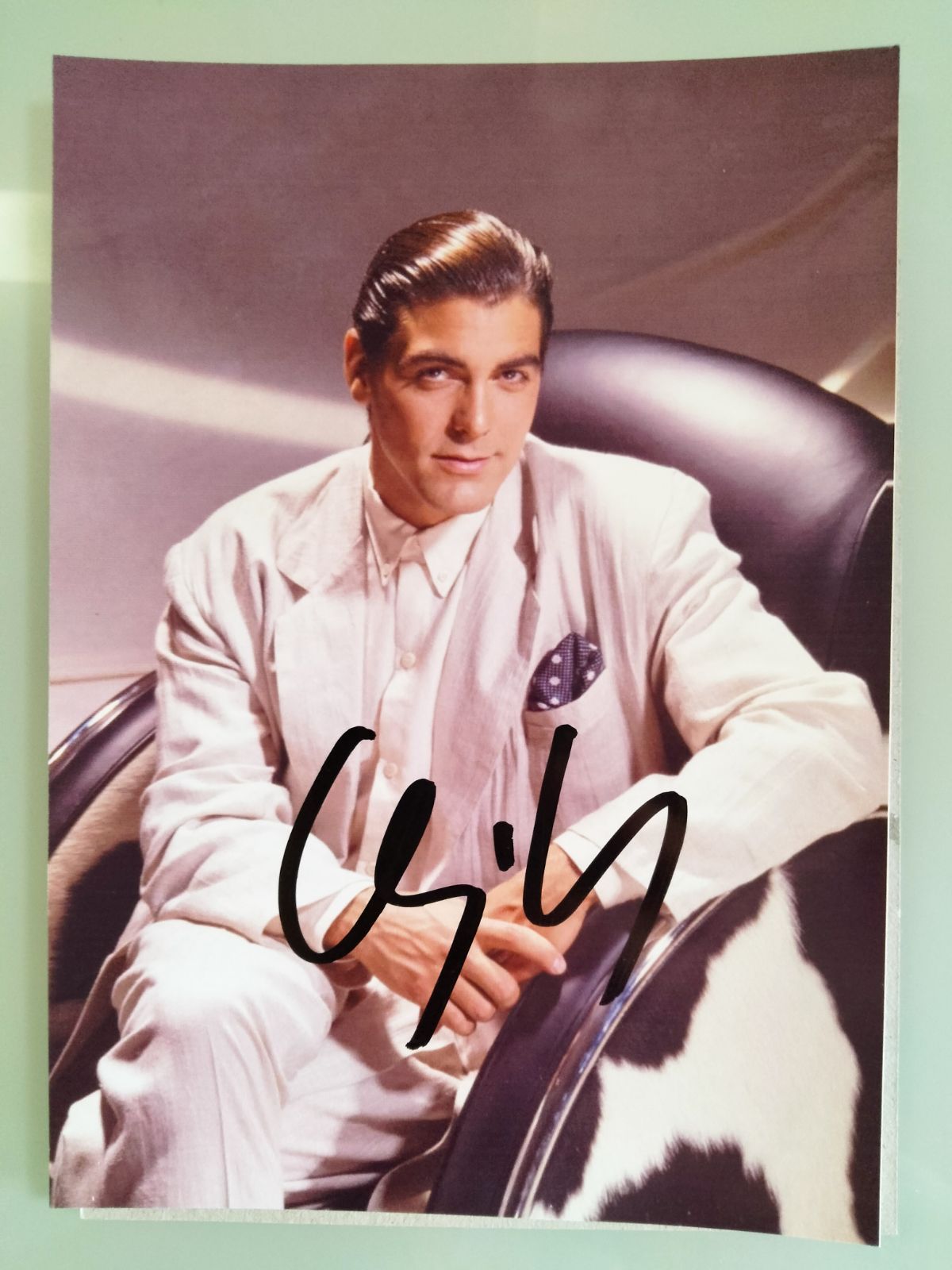 ジョージ・クルーニー直筆サイン入り2Lサイズ写真…George Clooney 