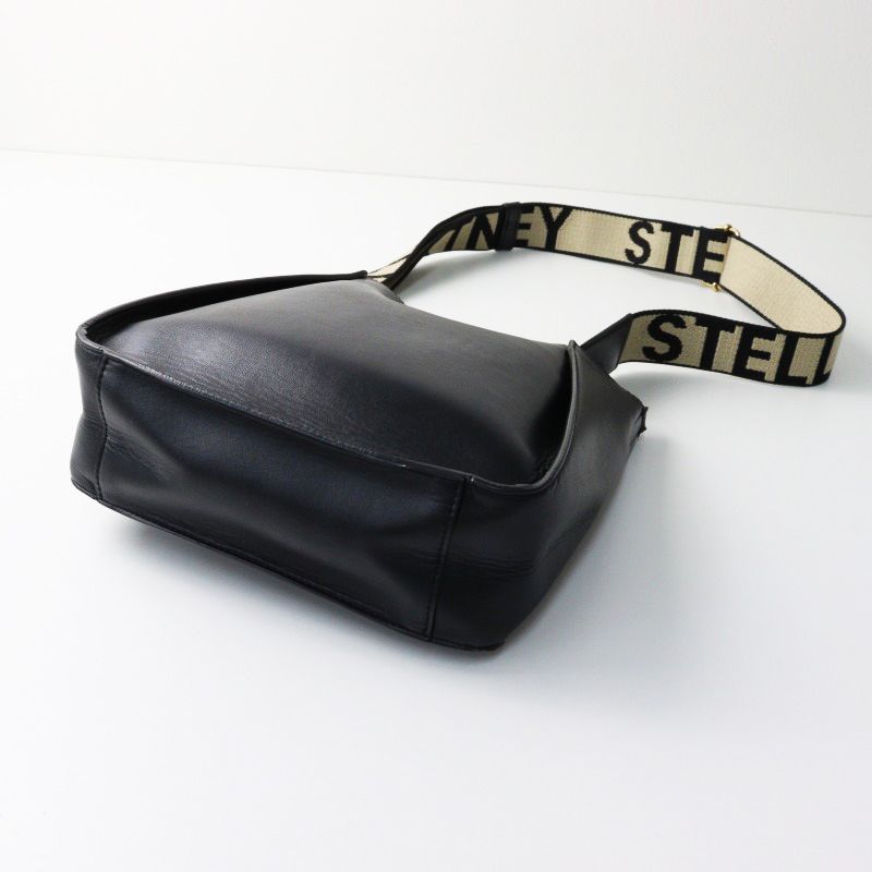 ステラマッカートニー STELLA McCARTNEY 700073 W8542 パンチングロゴ ミニショルダーバッグ ブラック/エコレザー【2400014433487】 ステラマッカートニー STELLA McCARTNEY 700073 W8542 パンチングロゴ