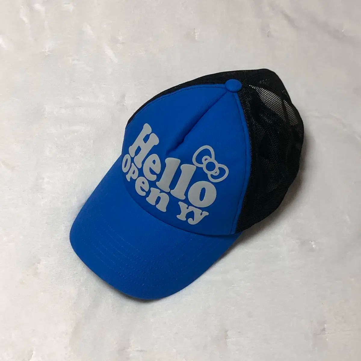 ハローキティ OPEN YY HELLO KITTY TRUCKER CAP Open Yy x Hello Kitty