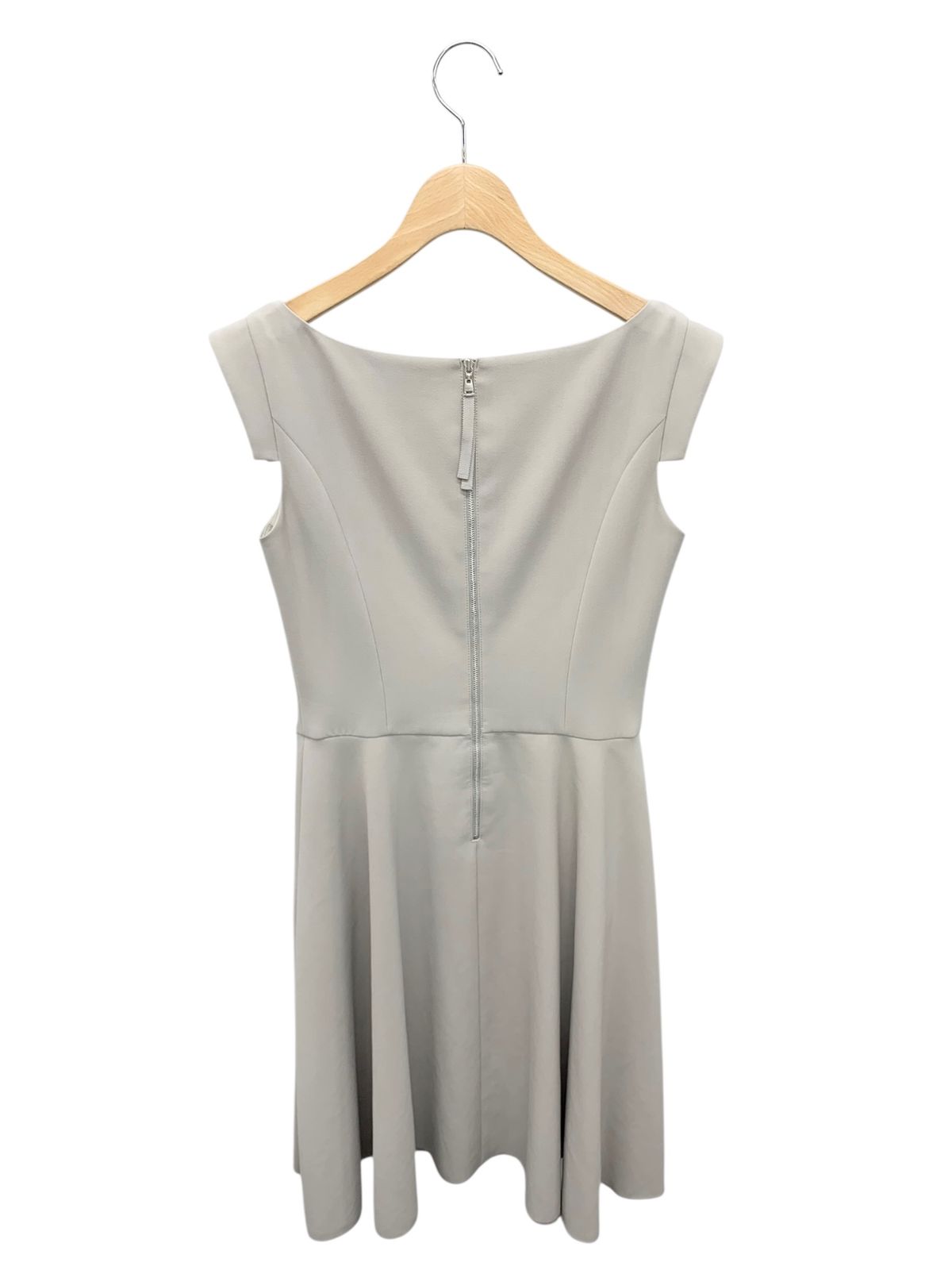 フォクシーニューヨーク レディフレア 33710 ワンピース 38 ベージュ