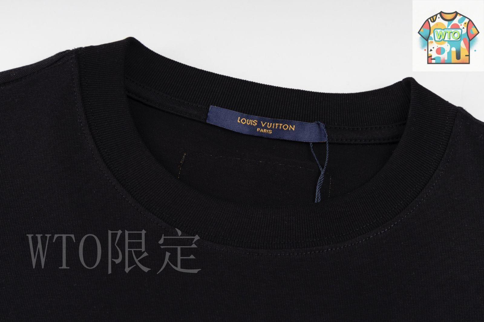 Louis Vuitton ロゴパターン Tシャツ XS LOUISVUITTONロゴ プリントTシャツ - メルカリ
