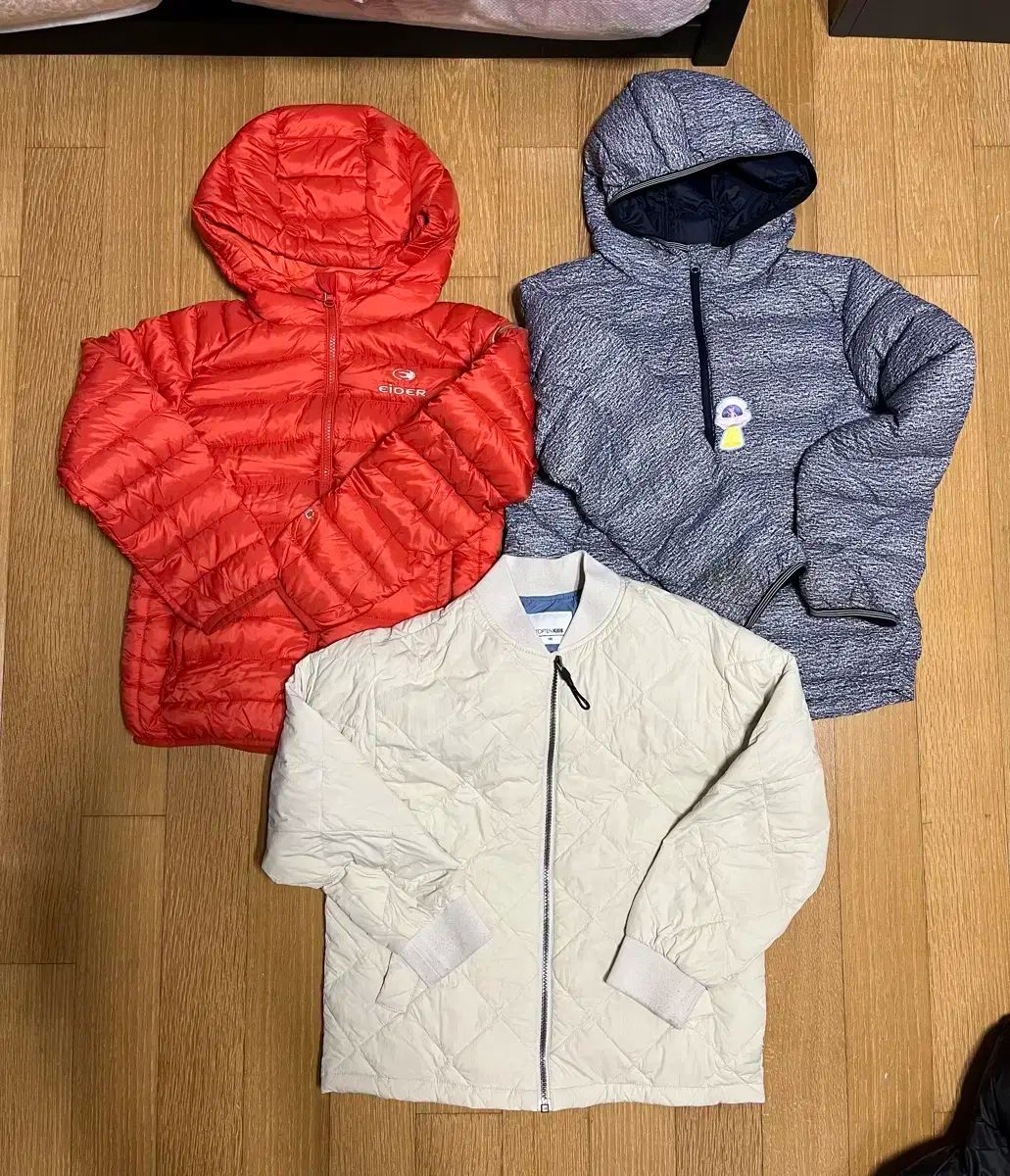 送料無料 メルカリshop取引では対象外 キッズ 140サイズ 軽量アウター まとめ売り
