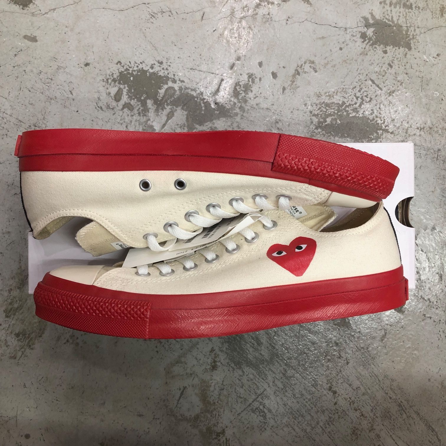 新品 PLAY COMME des GARCONS PLAY CONVERSE CHUCK TAYLOR コラボ 