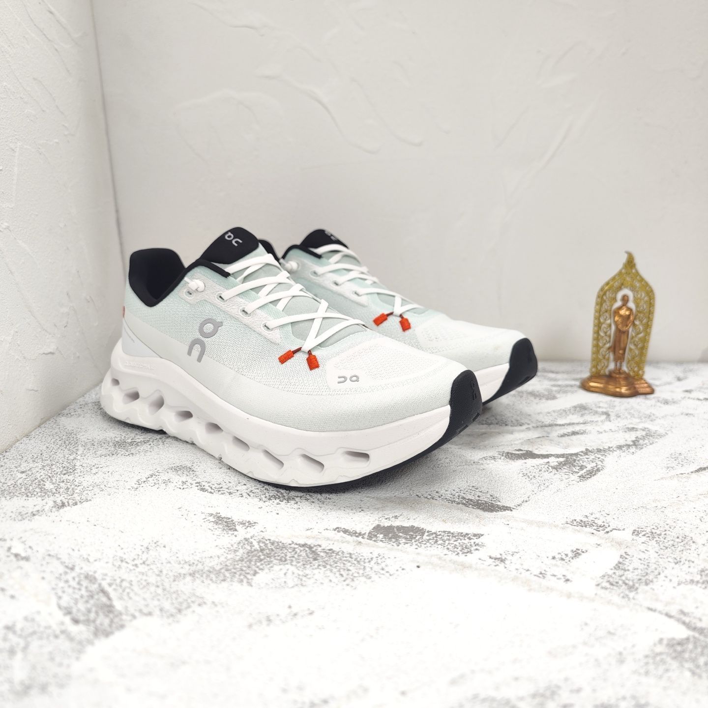 ON Cloudtilt クラウドティルトメンズ 27cm ホワイトブラック オン On/クラウドティルト CLOUDTILT/スニーカー