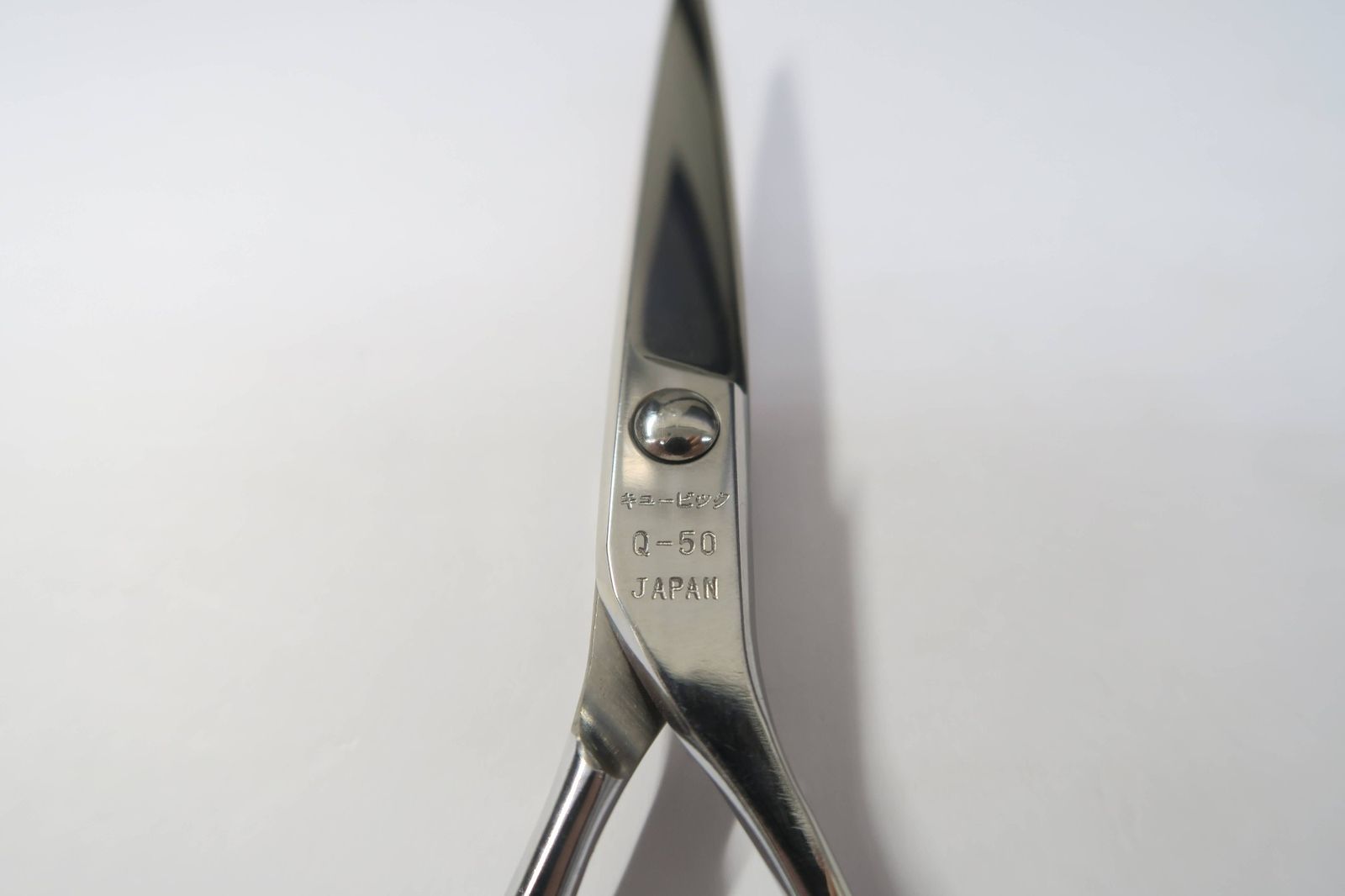 Aランク【AKKOHS アコス】 キュービック Q-50 シザー 美容師・理容師