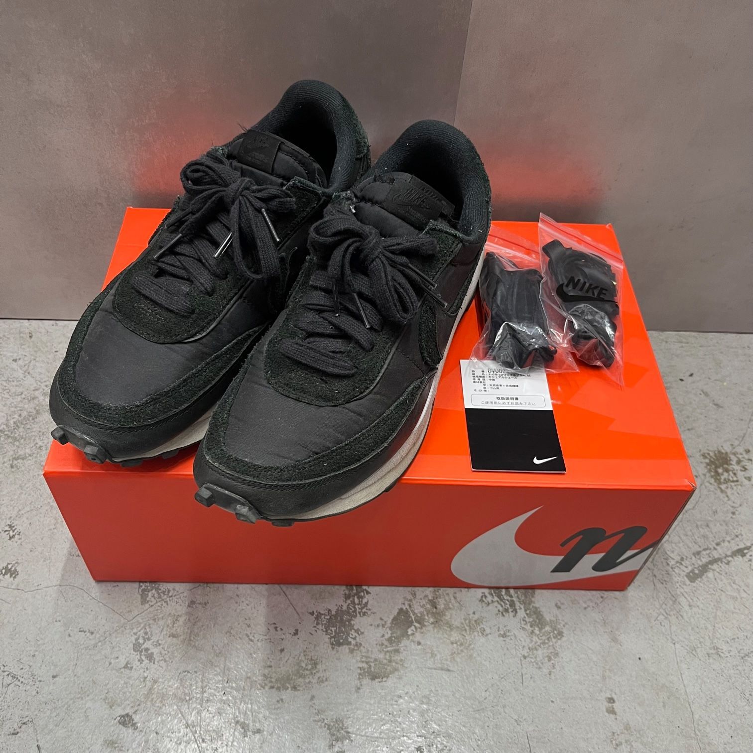 国内正規 sacai Nike LDV Waffle Triple Black BV0073-002 コラボ LD 